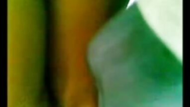 Các người Áo Hoa trong một thực tập thể tay den dit ba gia
