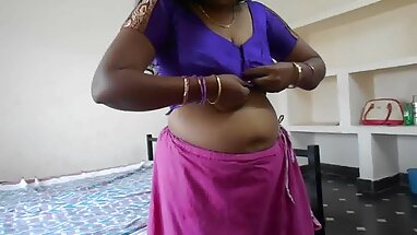 Tóc vàng, cô phim sex tây vú to Lexi Lou bị đóng đinh