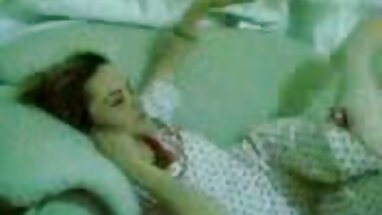 Cấm phim sex tay choi gai kỵ viên trong khi liếm