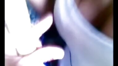 2 chị em tay den dit nhau lesbian