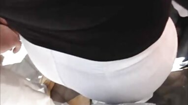 Mallory đến thăm thân mật của một trụy sex lon tay lạc vài