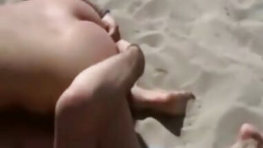 Chồng lớn phim sex tay tang với cô gái tóc vàng trên cam