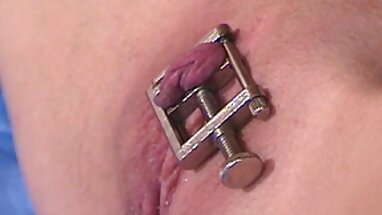 Đánh, đánh, và bị trừng phạt sex tây không che bởi chủ của cô